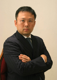 代表取締役社長　此下竜矢 